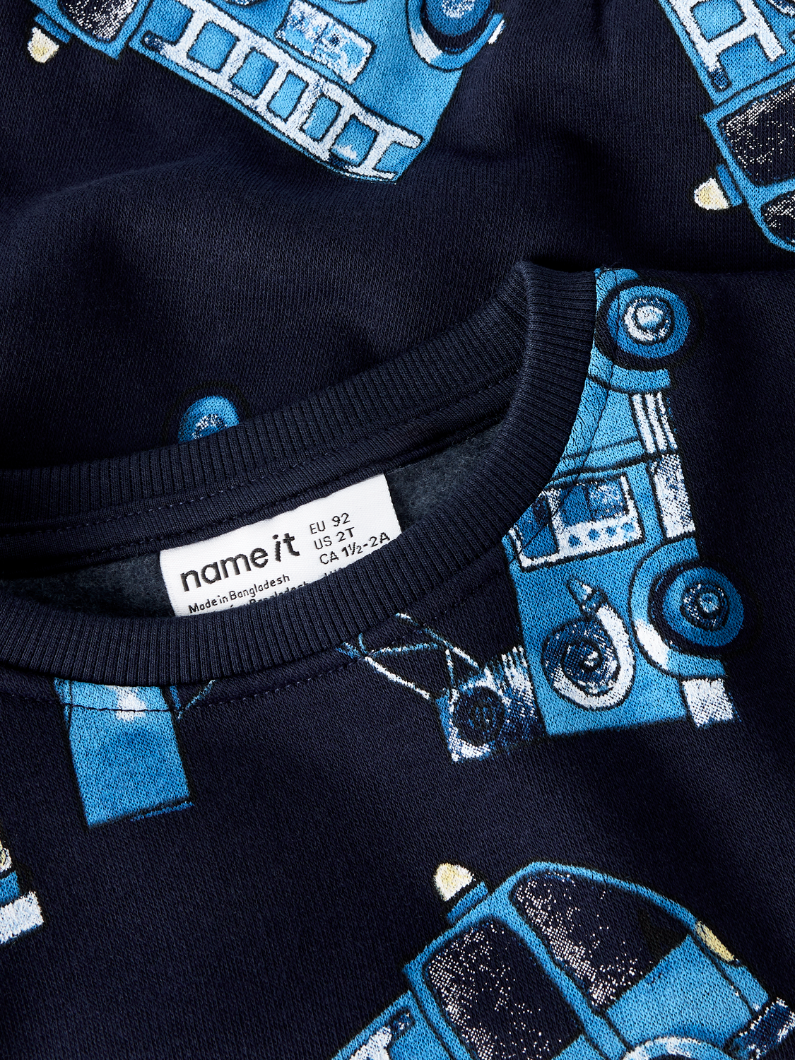 model_shot-front_full